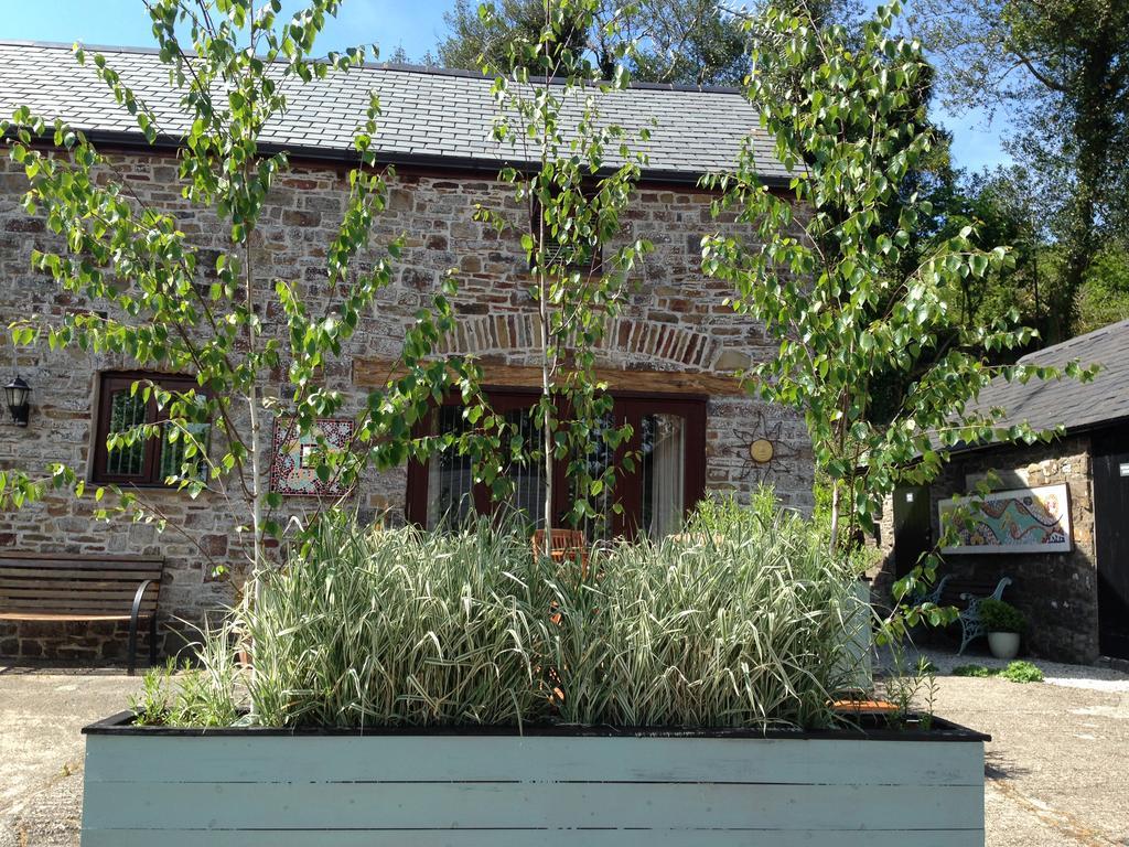 Petrock Holiday Cottages Newton Saint Petrock Exterior photo